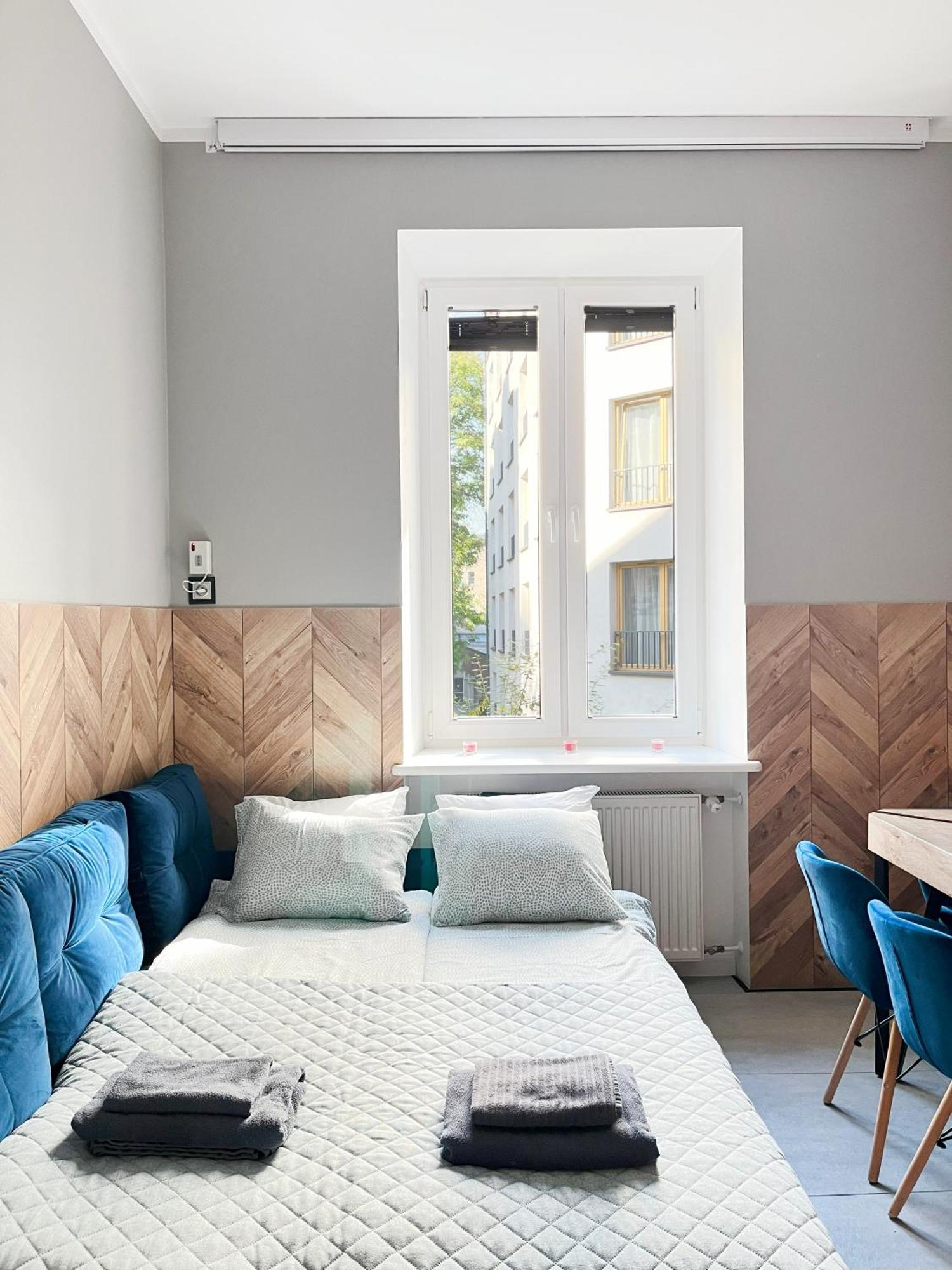 Comfy With Cinema Projector, Cracow's Heart Apartment