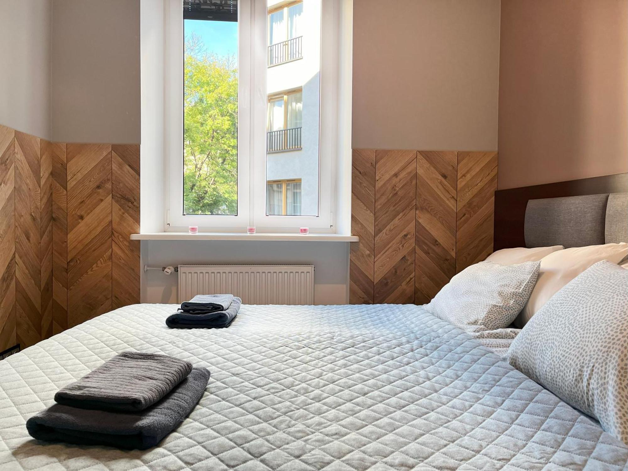 Apartment Comfy With Cinema Projector, Cracow's Heart